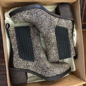 Ugg Camden Exotic Chelsea boots